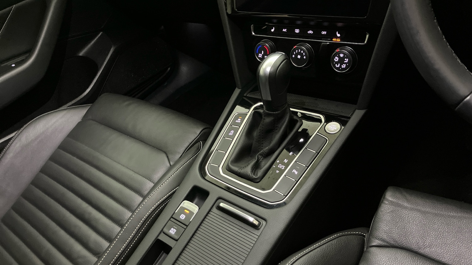 Used Volkswagen Passat 2022 for sale - 76673112: Photo 14