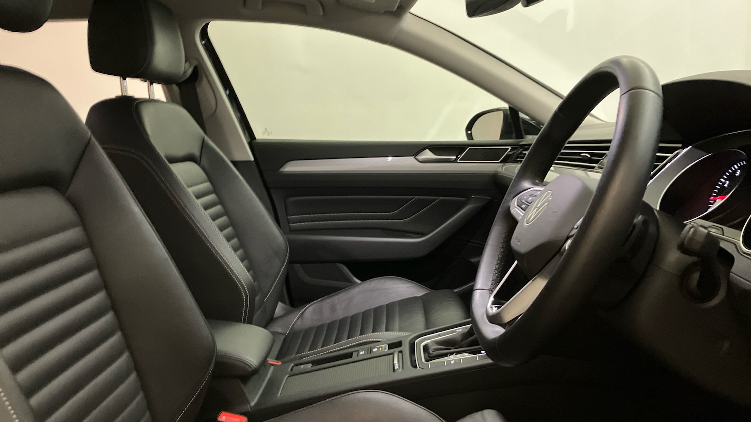 Used Volkswagen Passat 2022 for sale - 76673112: Photo 15