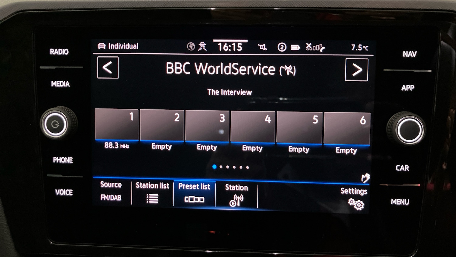 Used Volkswagen Passat 2022 for sale - 76673112: Photo 36