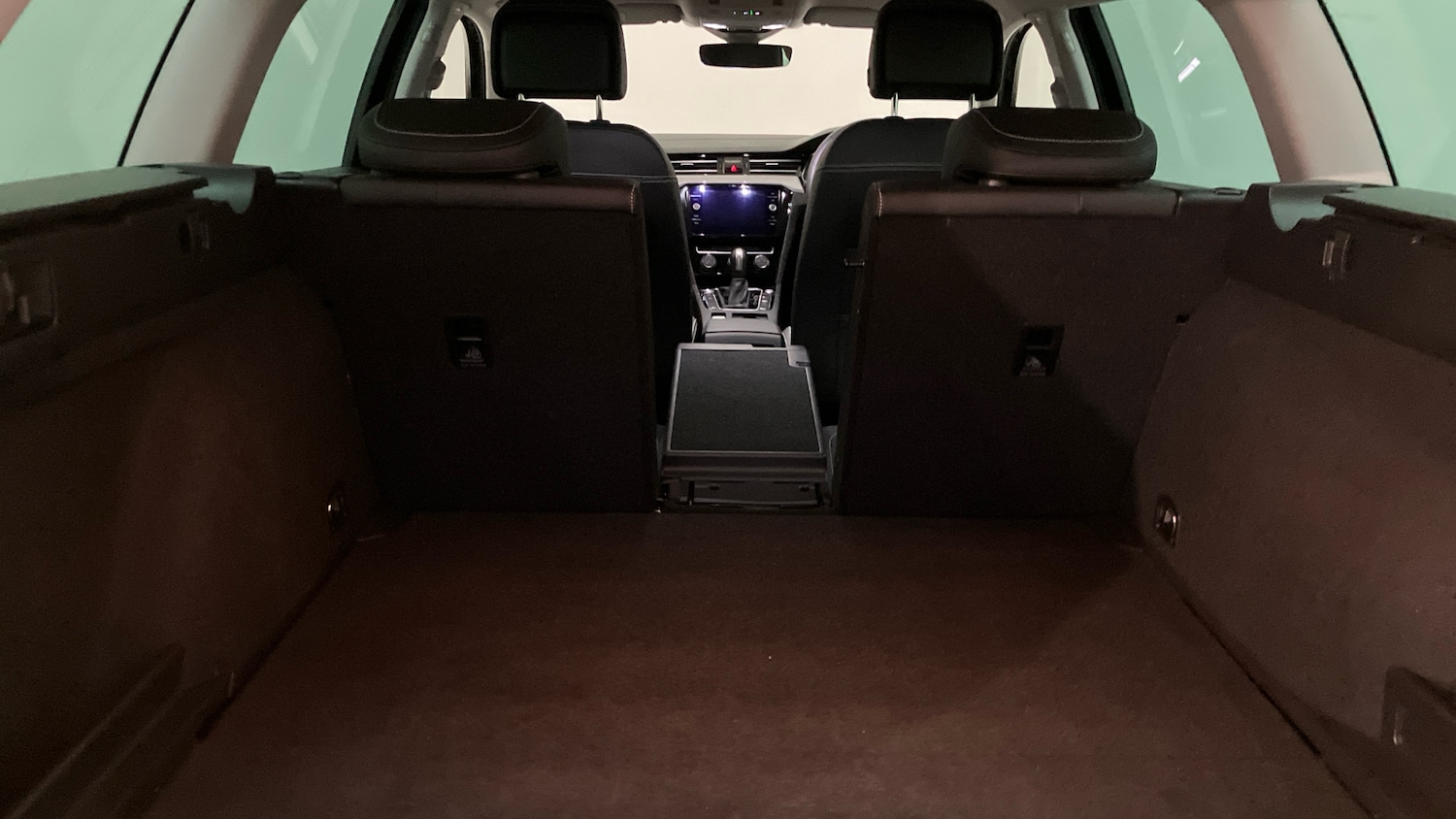 Used Volkswagen Passat 2022 for sale - 76673112: Photo 38