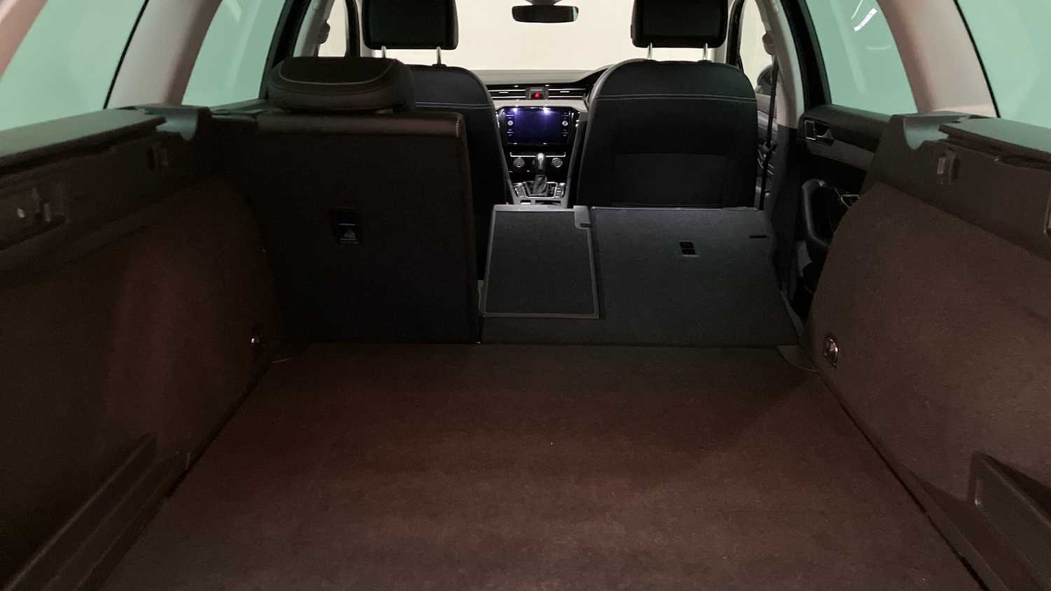 Used Volkswagen Passat 2022 for sale - 76673112: Photo 39