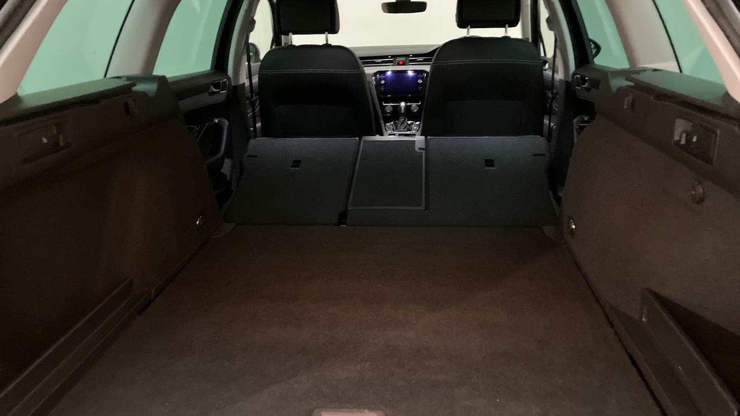 Used Volkswagen Passat 2022 for sale - 76673112: Photo 40