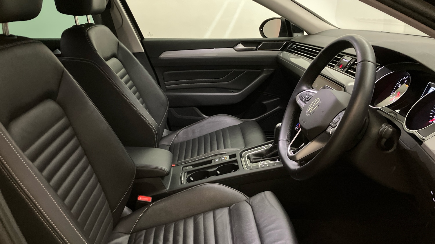 Used Volkswagen Passat 2022 for sale - 76673112: Photo 45