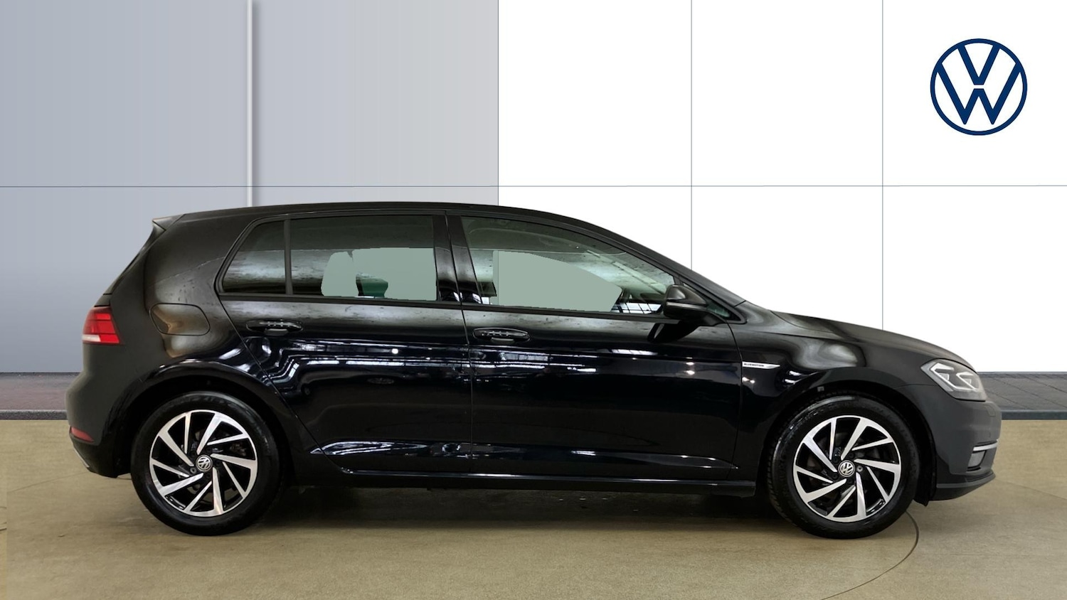 Used Volkswagen Golf 2020 for sale - 76879255: Photo 4