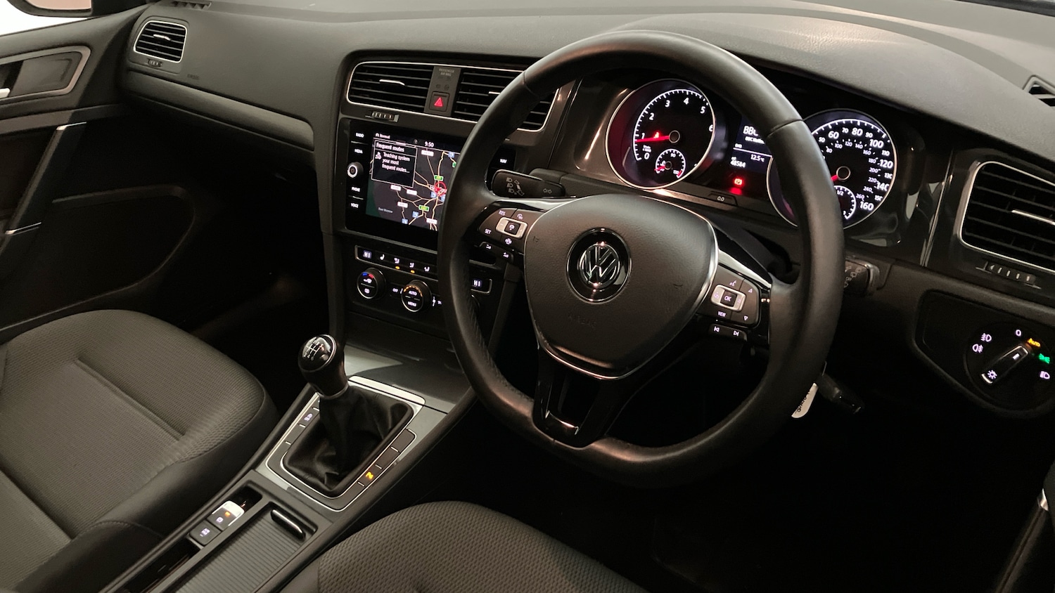 Used Volkswagen Golf 2020 for sale - 76879255: Photo 6