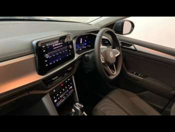 Used Volkswagen T-Roc 2025 for sale - 75064534: Photo