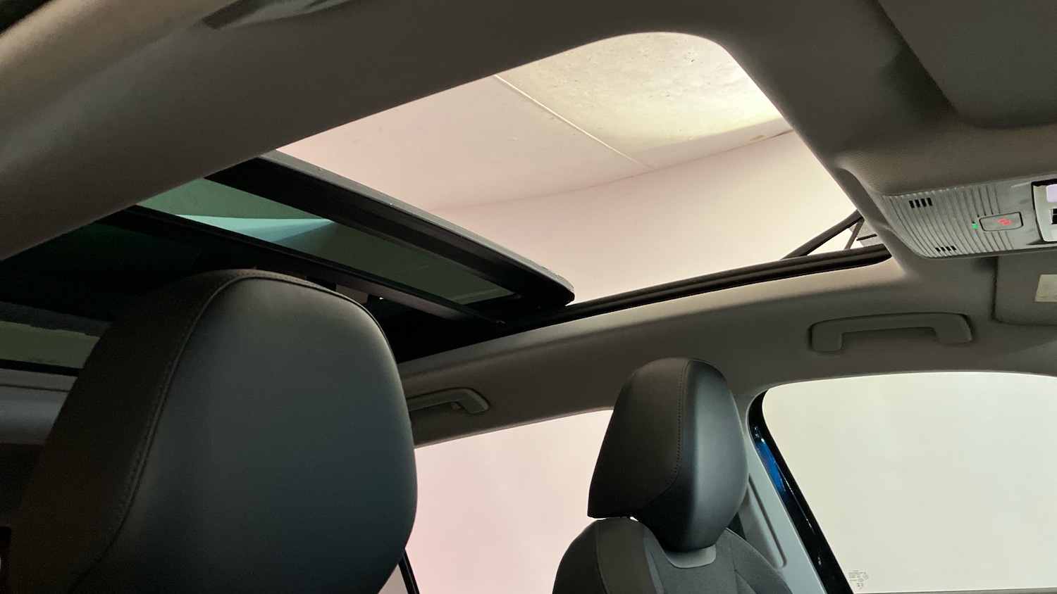 Used Volkswagen Touran 2025 for sale - 77135652: Photo 30