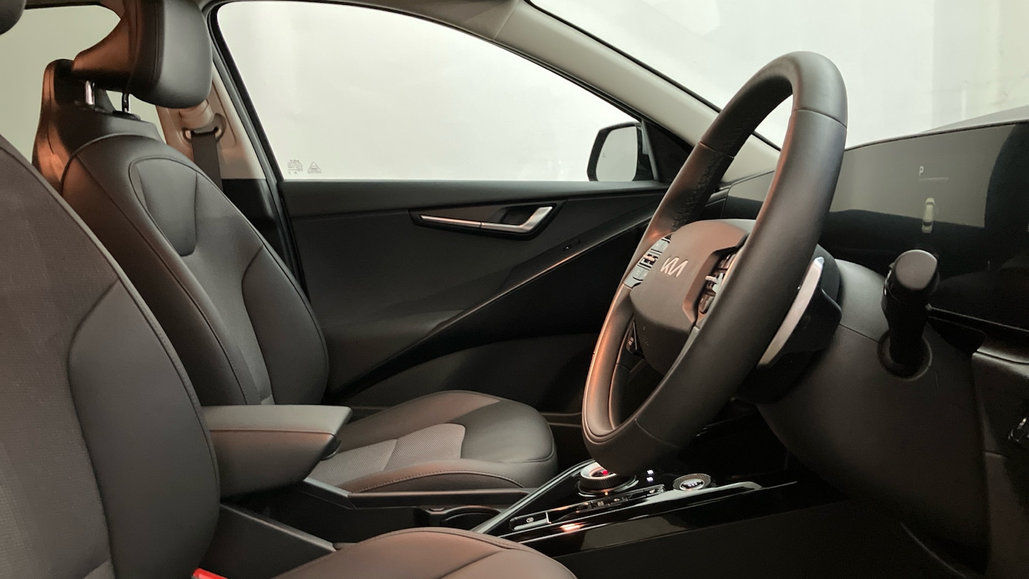 Used Kia Niro 2024 for sale - 77617747: Photo 30