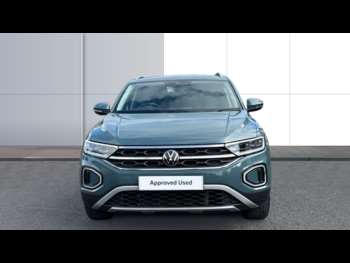 Used Volkswagen T-Roc 2024 for sale - 75061030: Photo