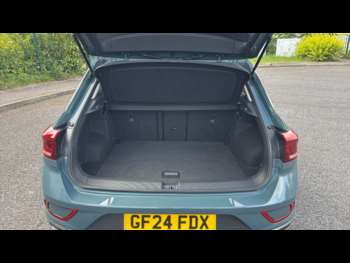 Used Volkswagen T-Roc 2024 for sale - 75061030: Photo