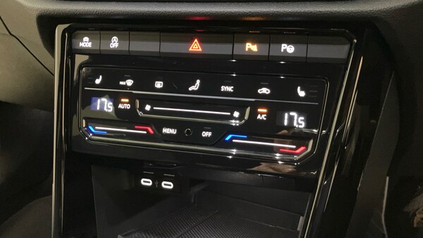 Used Volkswagen T-Roc 2023 for sale - 76196381: Photo 13
