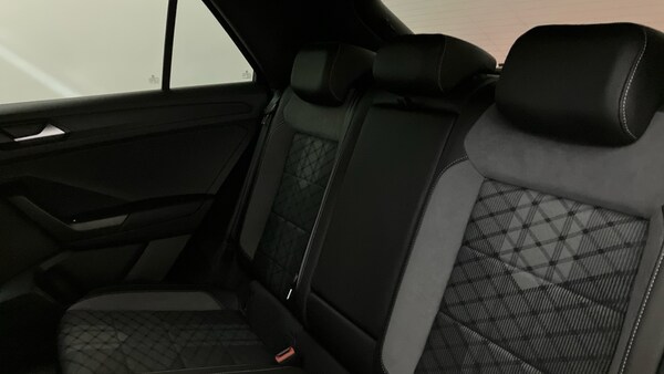 Used Volkswagen T-Roc 2023 for sale - 76196381: Photo 16