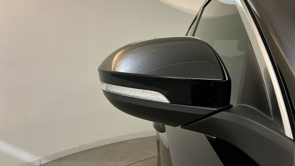 Used Volkswagen T-Roc 2023 for sale - 76196381: Photo 29