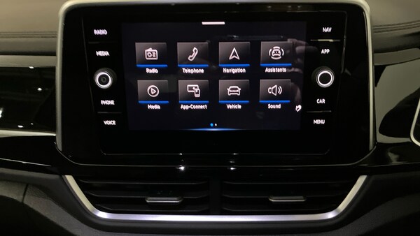 Used Volkswagen T-Roc 2023 for sale - 76196381: Photo 42