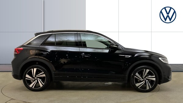 Used Volkswagen T-Roc 2023 for sale - 76196381: Photo 4