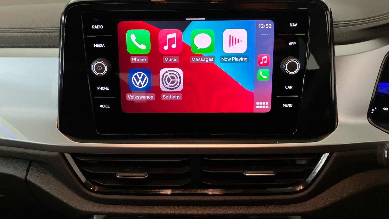 Used Volkswagen T-Roc 2023 for sale - 77380623: Photo 39