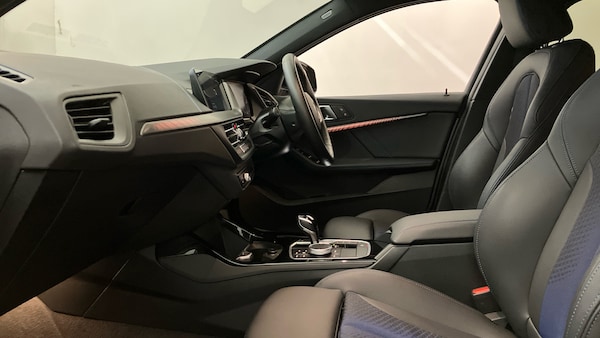 Used BMW 1 Series 2024 for sale - 76252592: Photo 23