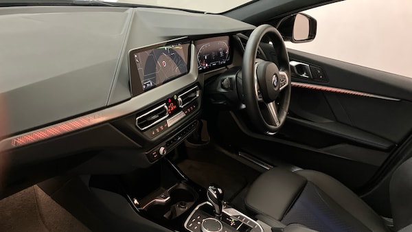 Used BMW 1 Series 2024 for sale - 76252592: Photo 2