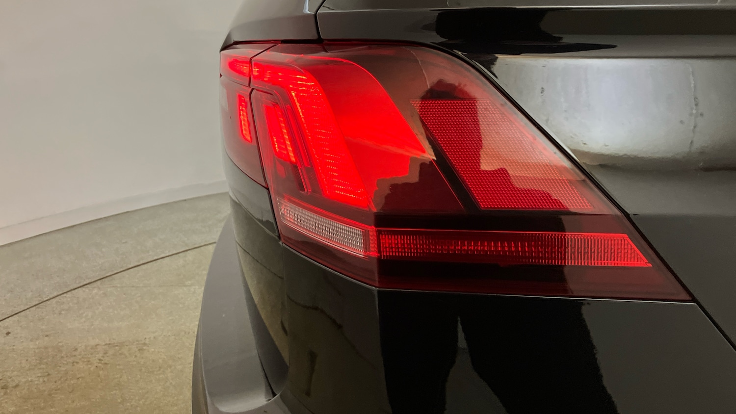 Used Volkswagen Tiguan 2020 for sale - 77676155: Photo 28