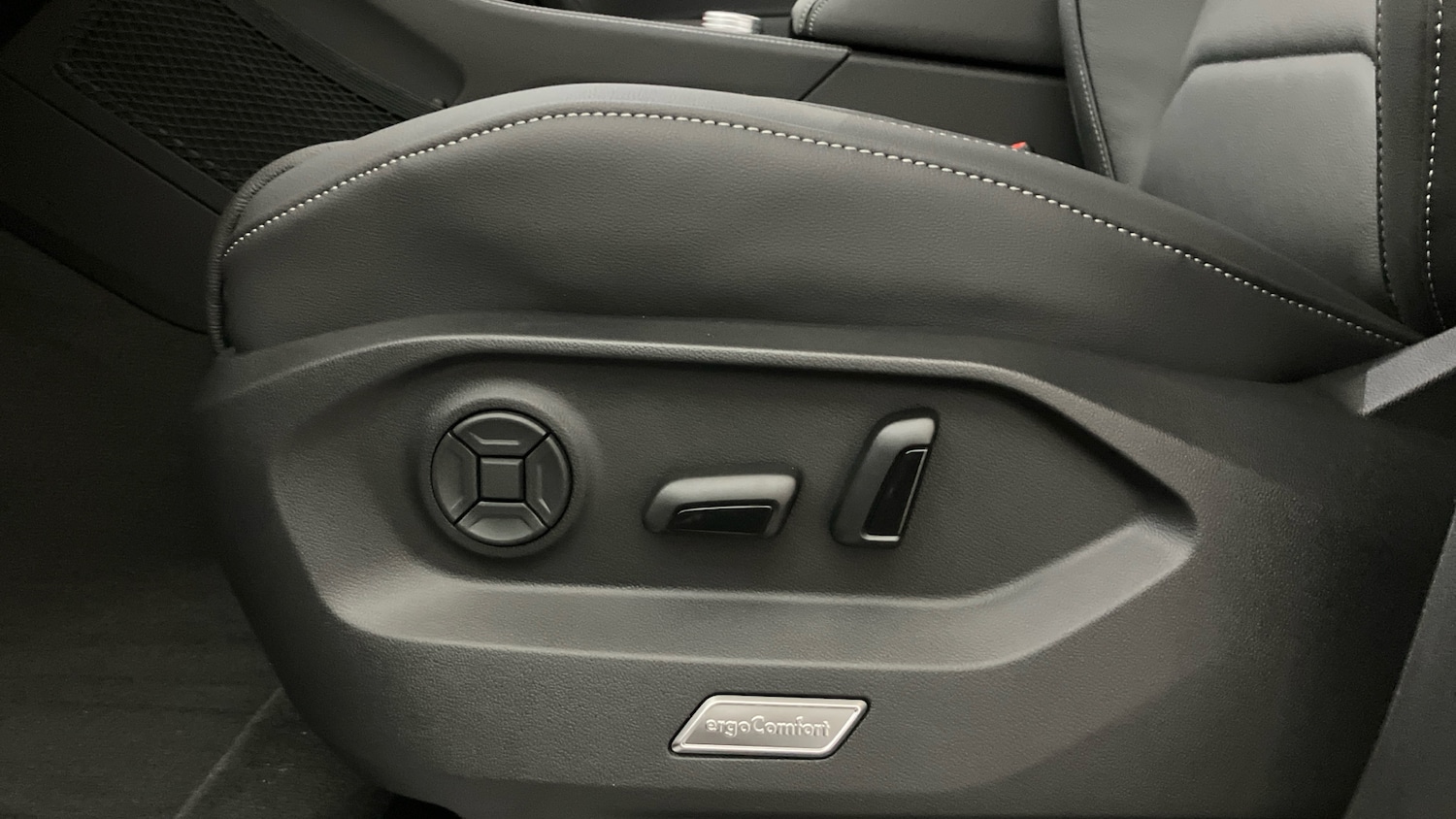 Used Volkswagen Touareg 2025 for sale - 77170279: Photo 27