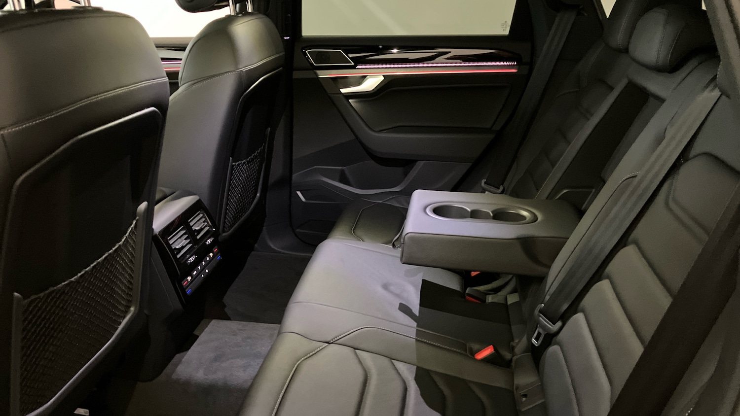 Used Volkswagen Touareg 2025 for sale - 77170279: Photo 29