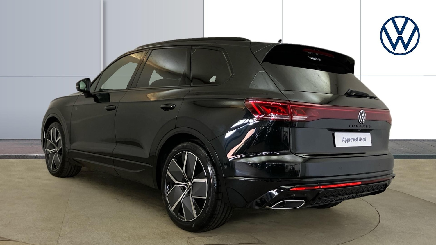 Used Volkswagen Touareg 2025 for sale - 77170279: Photo 3