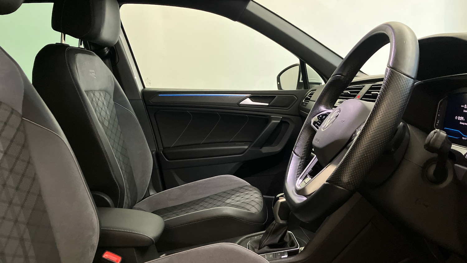 Used Volkswagen Tiguan 2022 for sale - 77629200: Photo 15