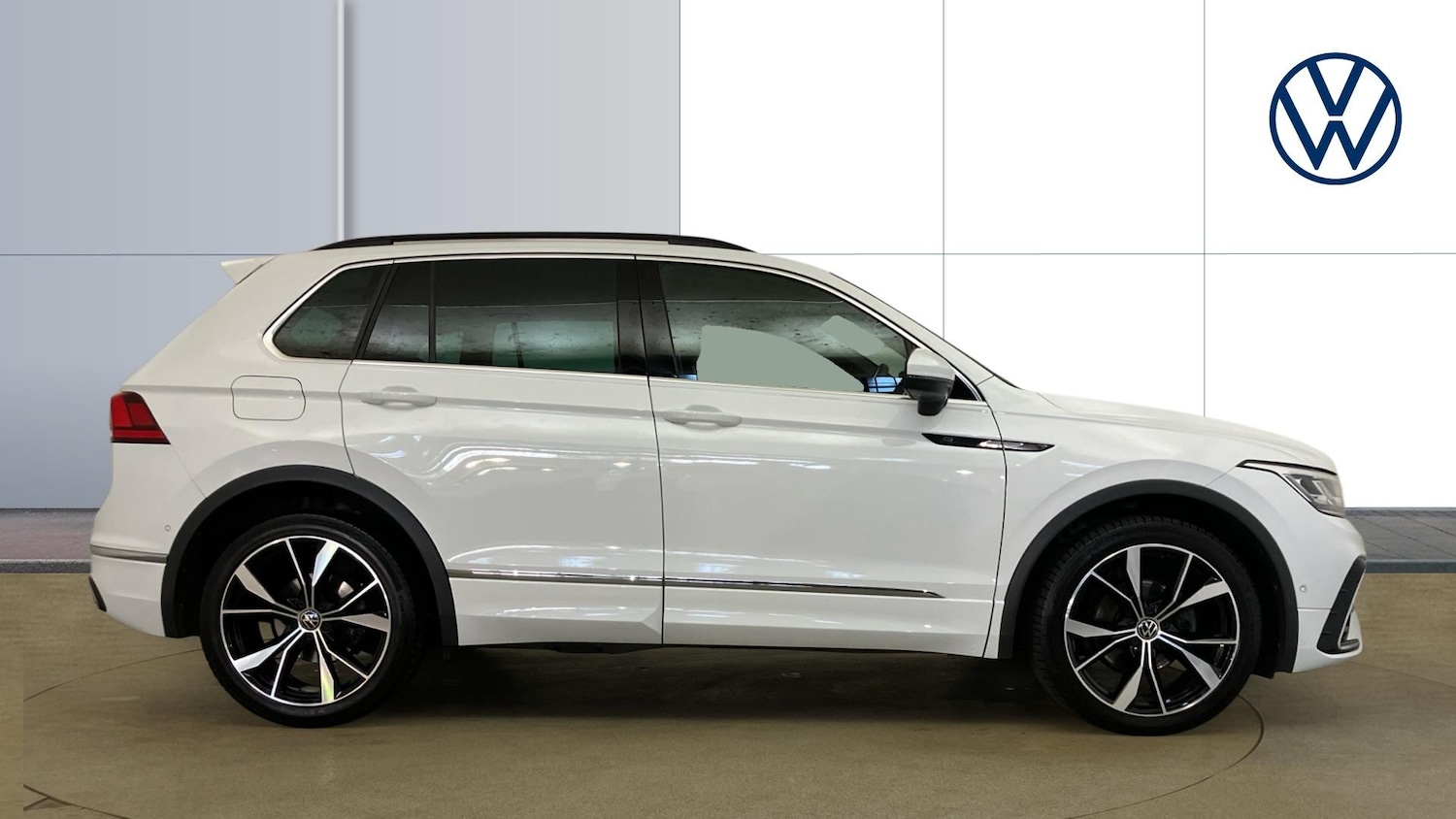 Used Volkswagen Tiguan 2022 for sale - 77629200: Photo 4