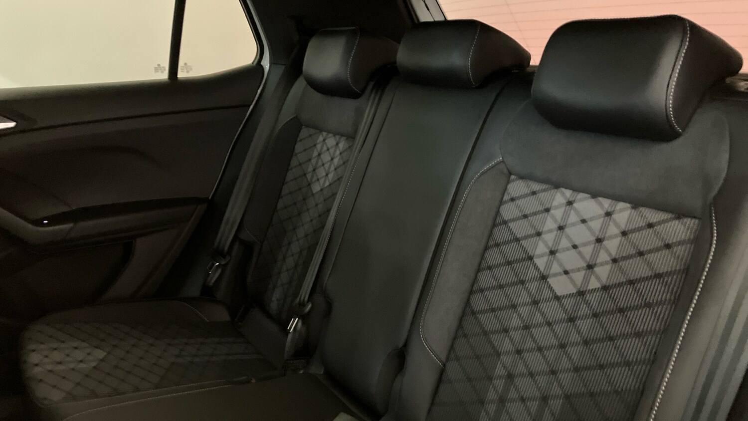 Used Volkswagen T-Cross 2025 for sale - 76181283: Photo 16