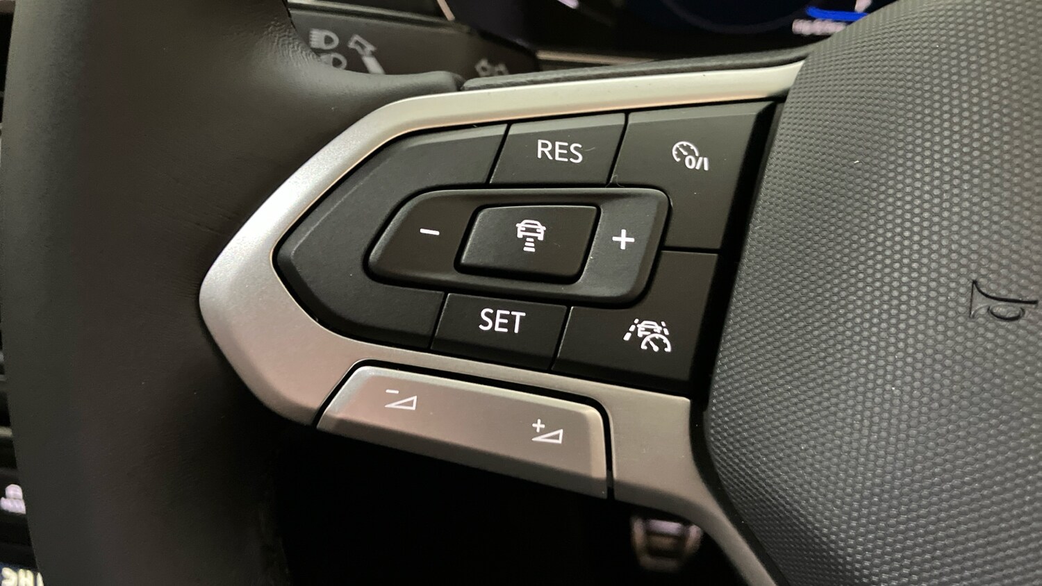 Used Volkswagen T-Cross 2025 for sale - 76181283: Photo 17