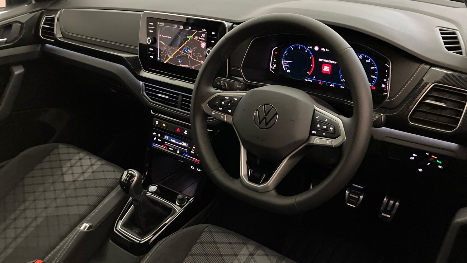 Used Volkswagen T-Cross 2025 for sale - 76181283: Photo 6