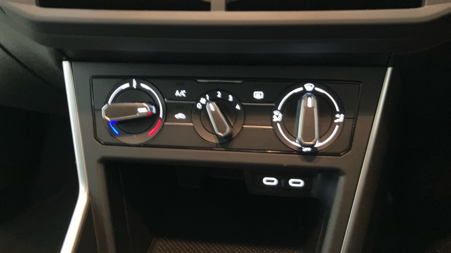 Used Volkswagen Polo 2023 for sale - 76028046: Photo 13