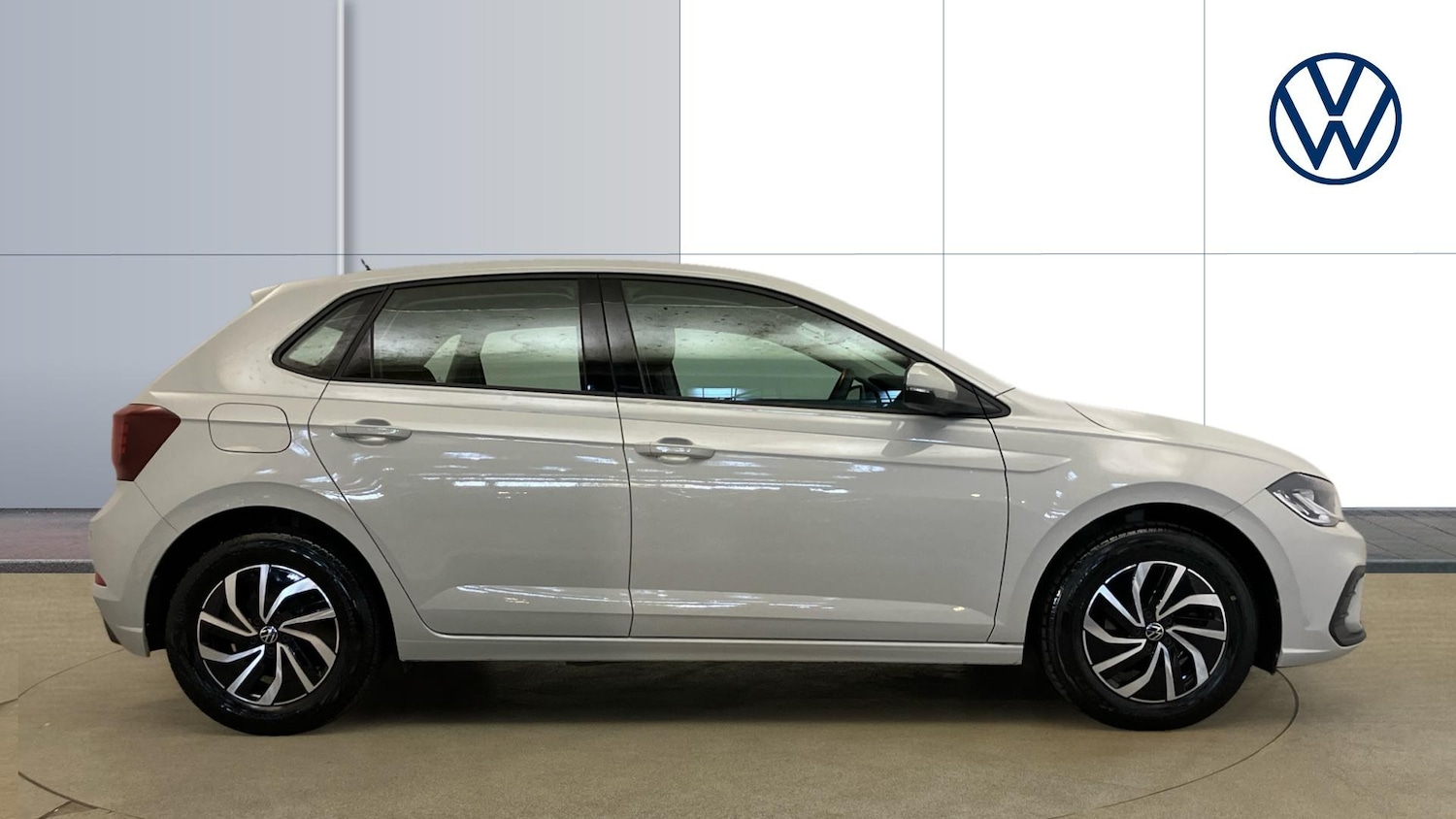 Used Volkswagen Polo 2023 for sale - 76028046: Photo 4