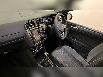 Used Volkswagen Tiguan 2023 for sale - 77261314: Photo