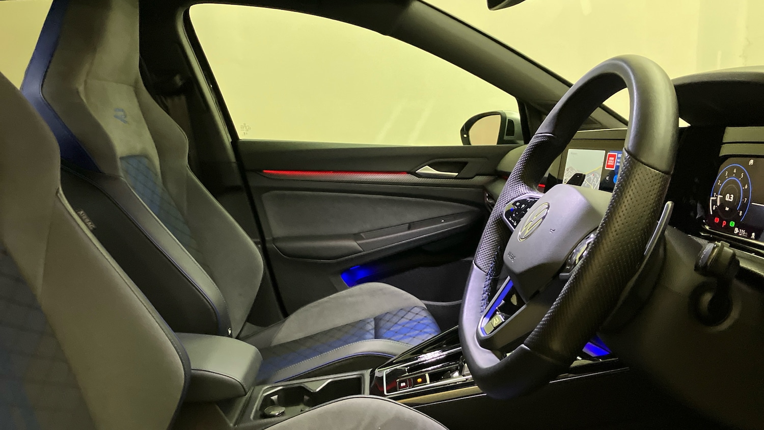 Used Volkswagen Golf 2023 for sale - 76766815: Photo 15