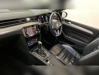 Used Volkswagen Passat 2021 for sale - 79332964: Photo