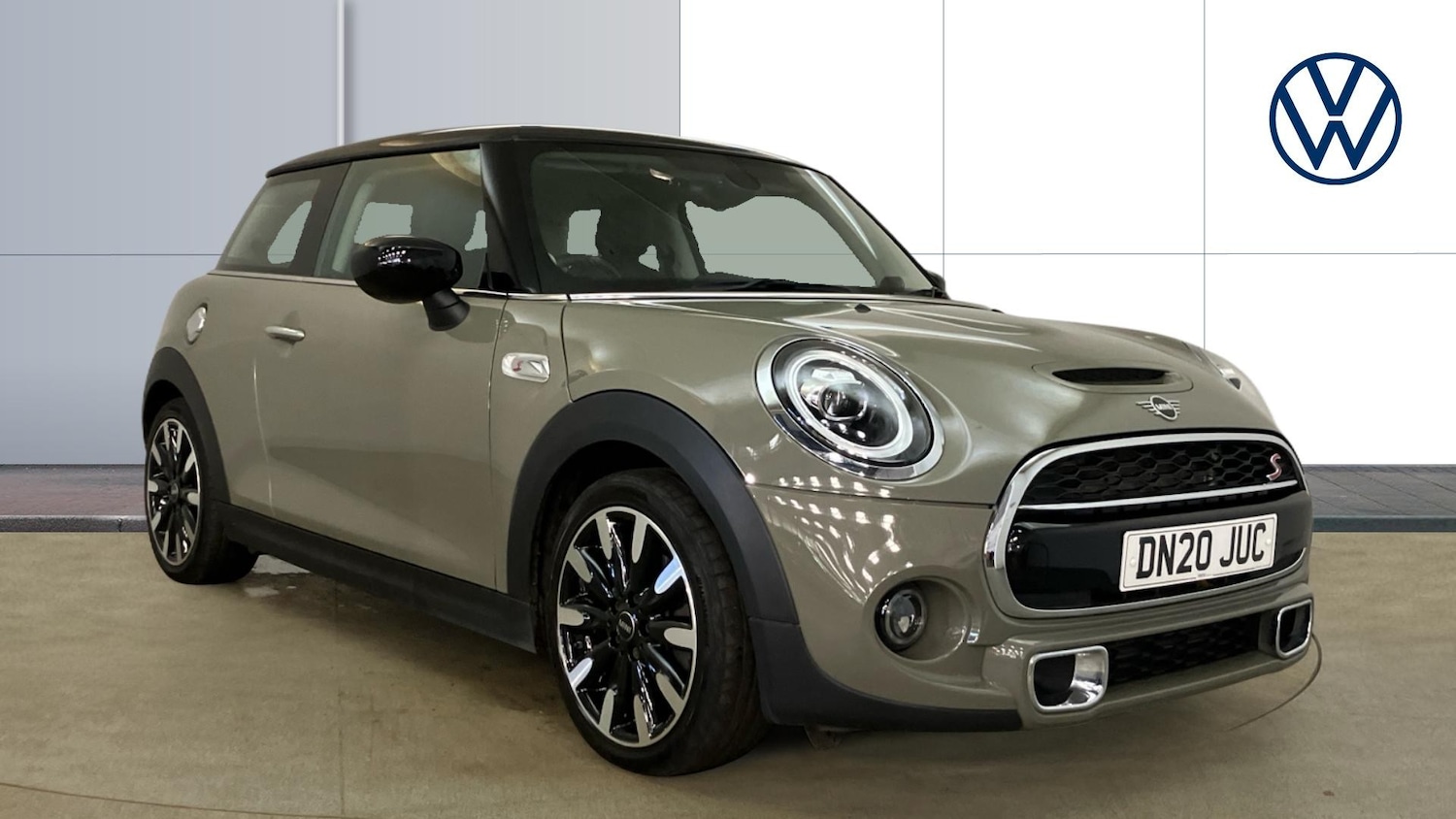 Used MINI Hatch 2020 for sale - 76859670: Photo 1