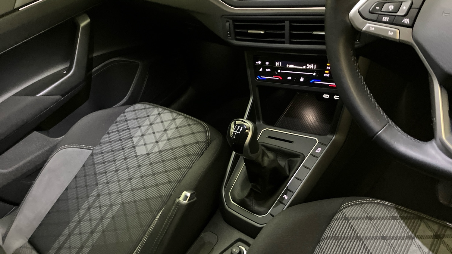 Used Volkswagen Polo 2023 for sale - 76101260: Photo 14