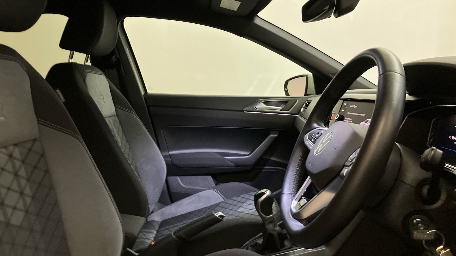 Used Volkswagen Polo 2023 for sale - 76101260: Photo 15