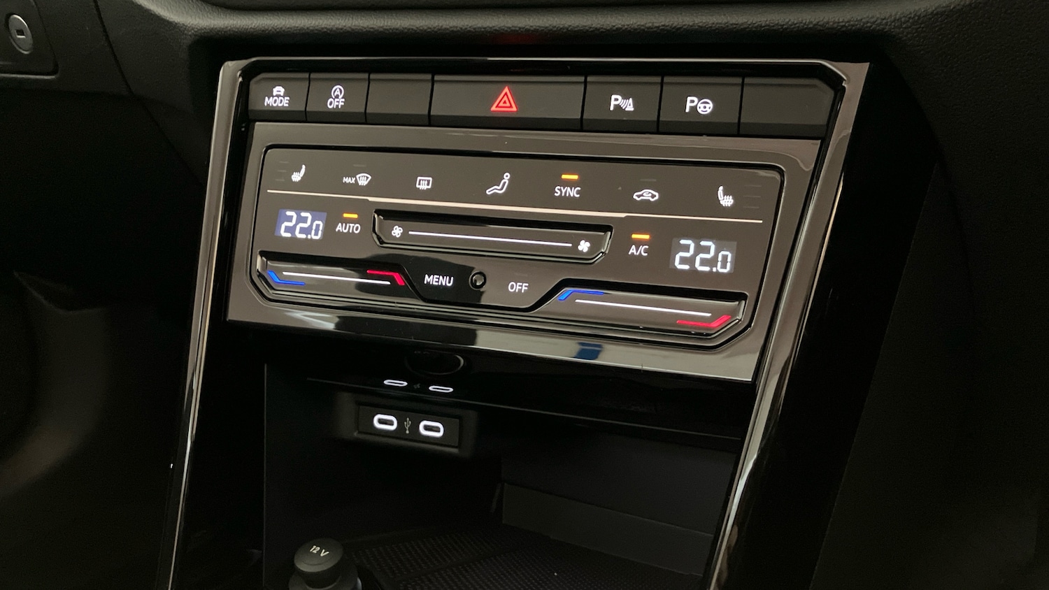 Used Volkswagen T-Roc 2025 for sale - 76075749: Photo 13