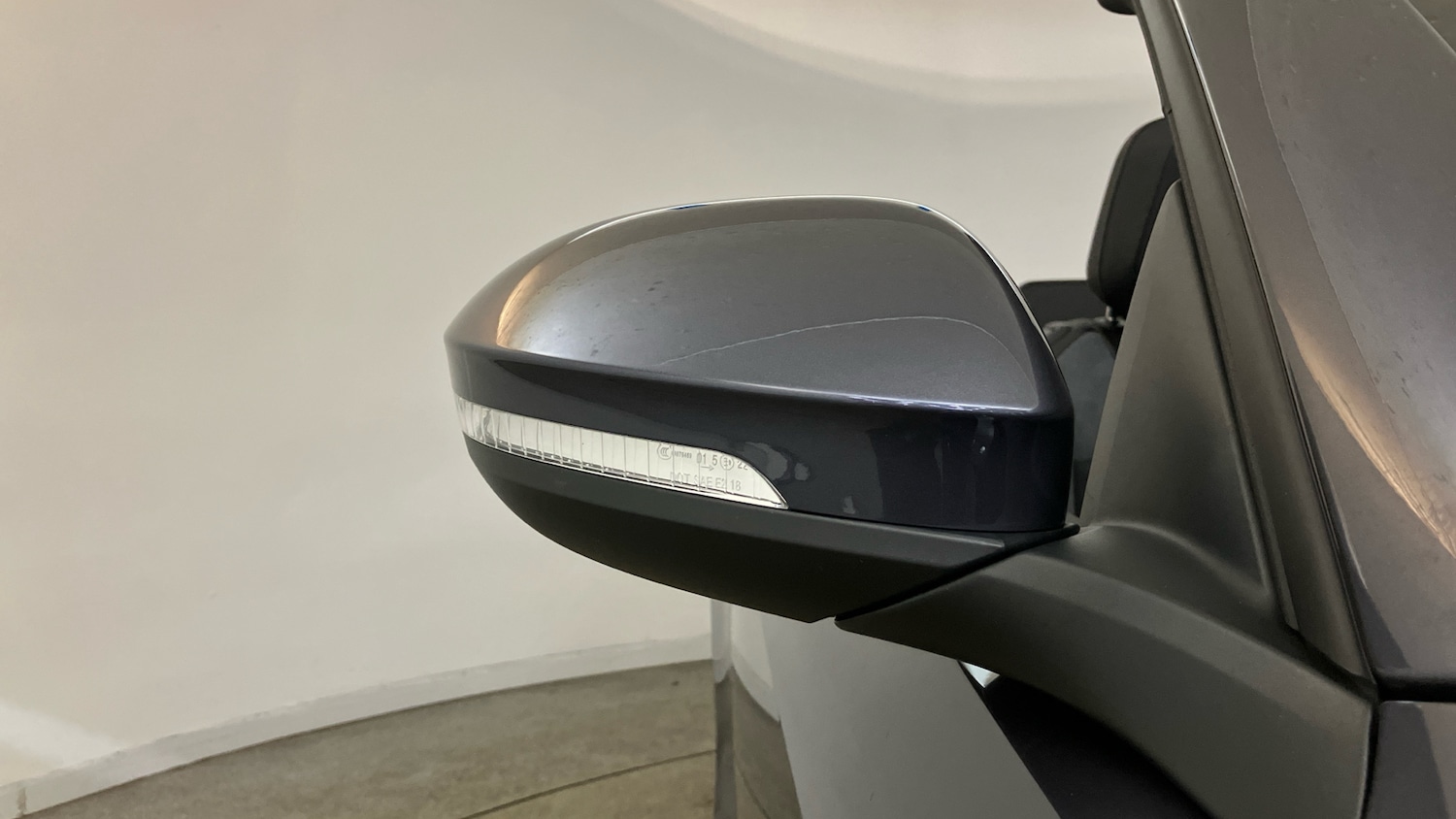 Used Volkswagen T-Roc 2025 for sale - 76075749: Photo 29