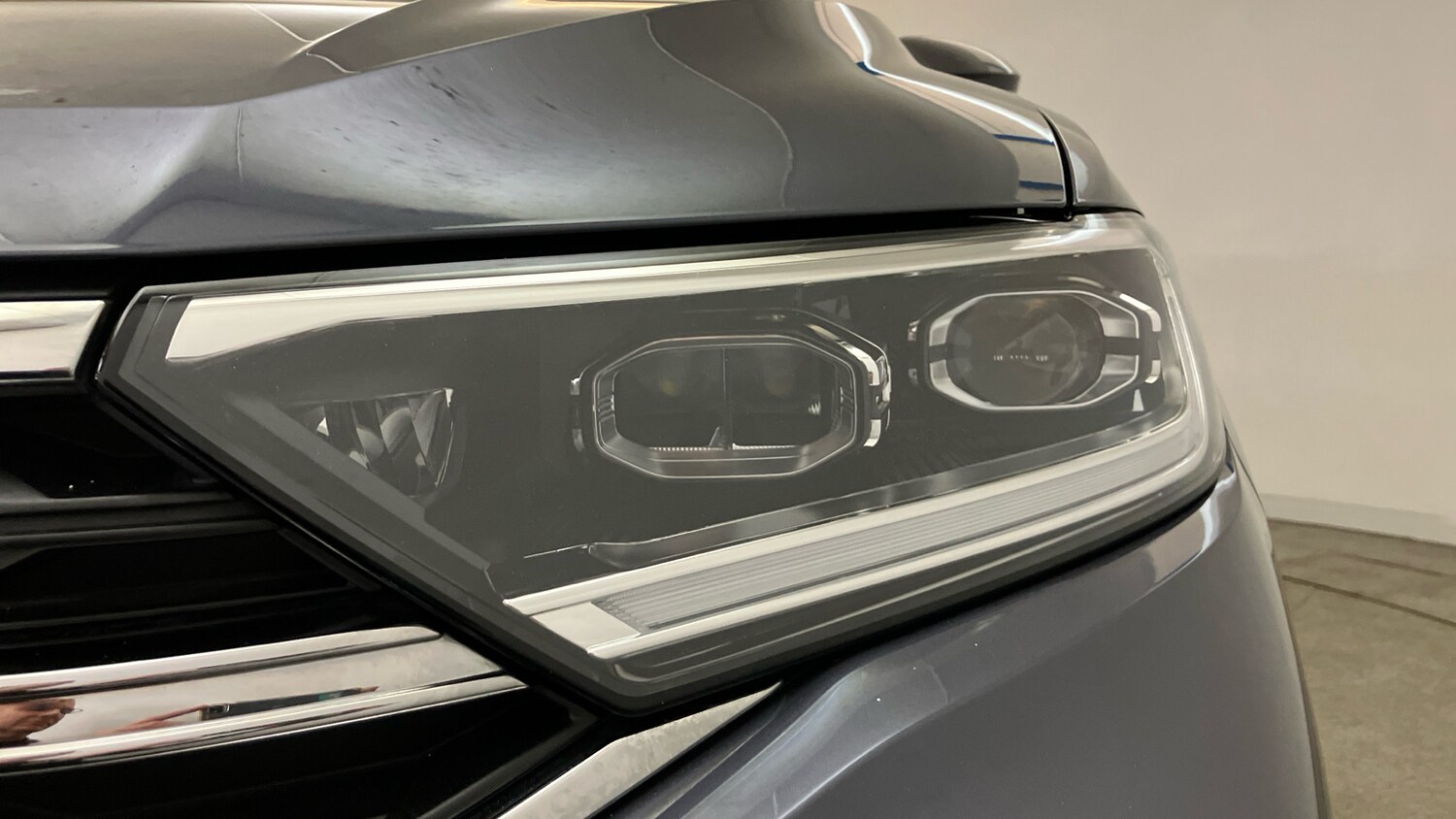 Used Volkswagen T-Roc 2025 for sale - 76075749: Photo 33