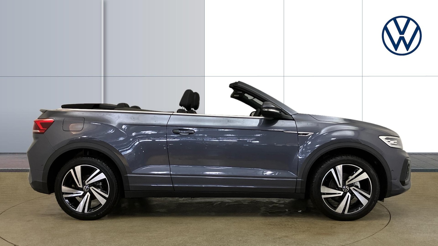 Used Volkswagen T-Roc 2025 for sale - 76075749: Photo 4