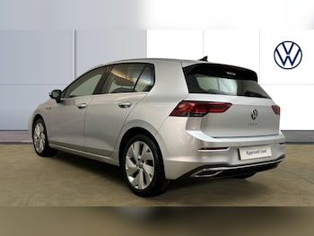 Used Volkswagen Golf 2021 for sale - 77296995: Photo