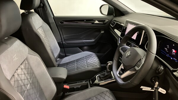 Used Volkswagen T-Roc 2025 for sale - 76075756: Photo 28