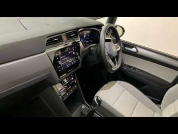 Used Volkswagen Touran 2024 for sale - 75077166: Photo