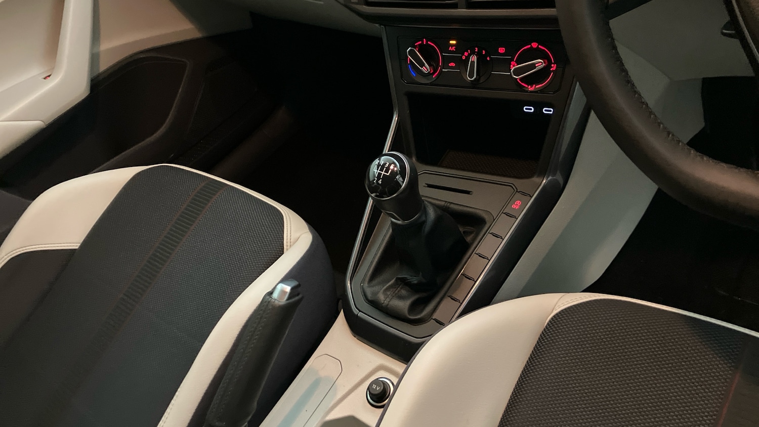 Used Volkswagen Polo 2021 for sale - 76782515: Photo 14