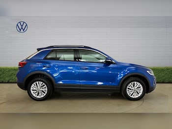 Used Volkswagen T-Roc 2023 for sale - 79007241: Photo