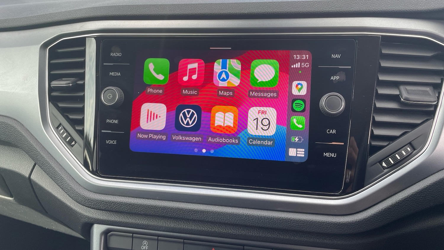 Used Volkswagen T-Roc 2021 for sale - 76762303: Photo 24