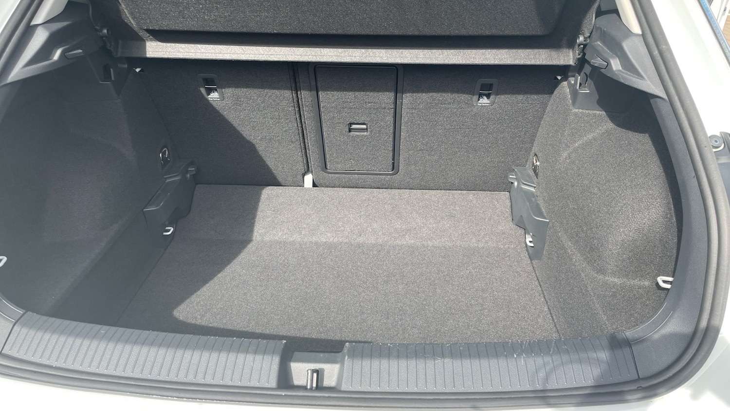 Used Volkswagen T-Roc 2021 for sale - 76762303: Photo 38